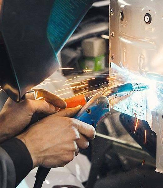 Carrosserie-Reparatur und Lackierung in Oberhasli