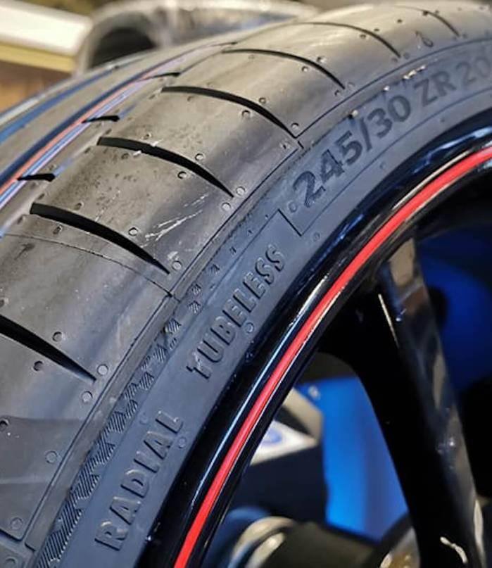 Pneuwechsel und Auswuchten in der Garage Oberhasli